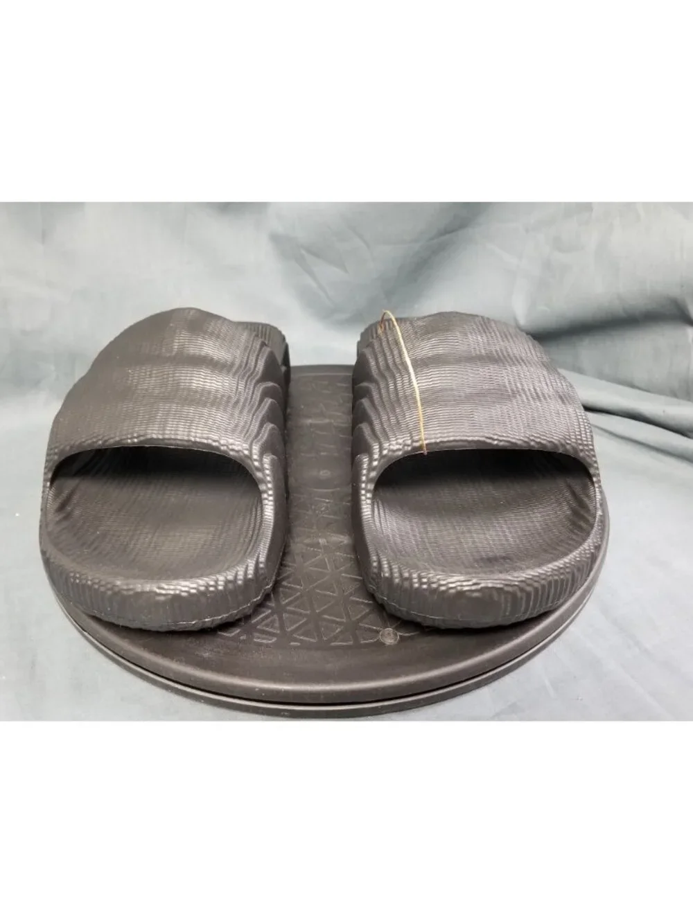 Adidas Adilette 22 Slides Slip On Synthetic Black Men's Size 11 NEW WITH TAGS!